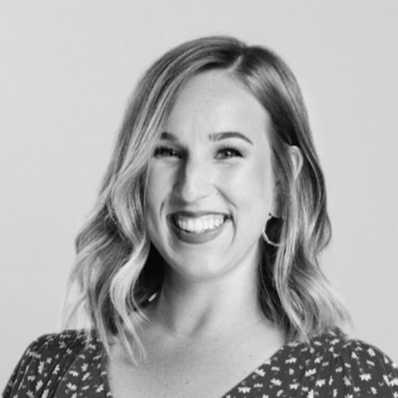 Meet your Posher, Mckenzie - Picture 1 of 1